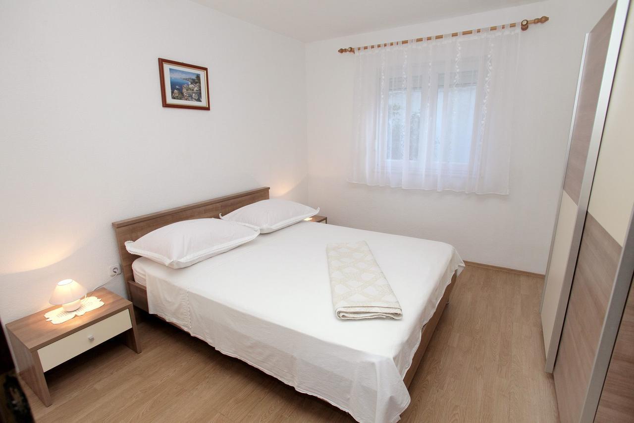 Apartments Iva Trogir Eksteriør bilde