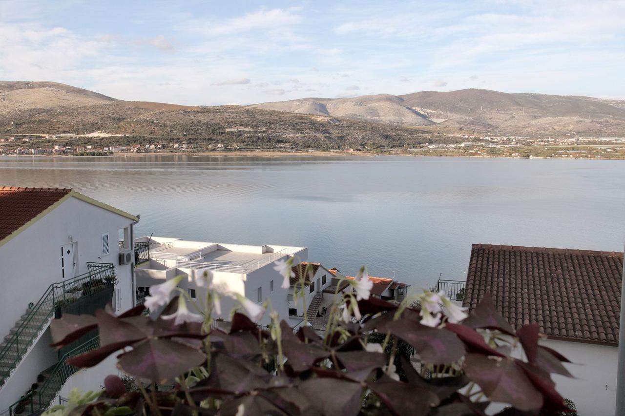 Apartments Iva Trogir Eksteriør bilde
