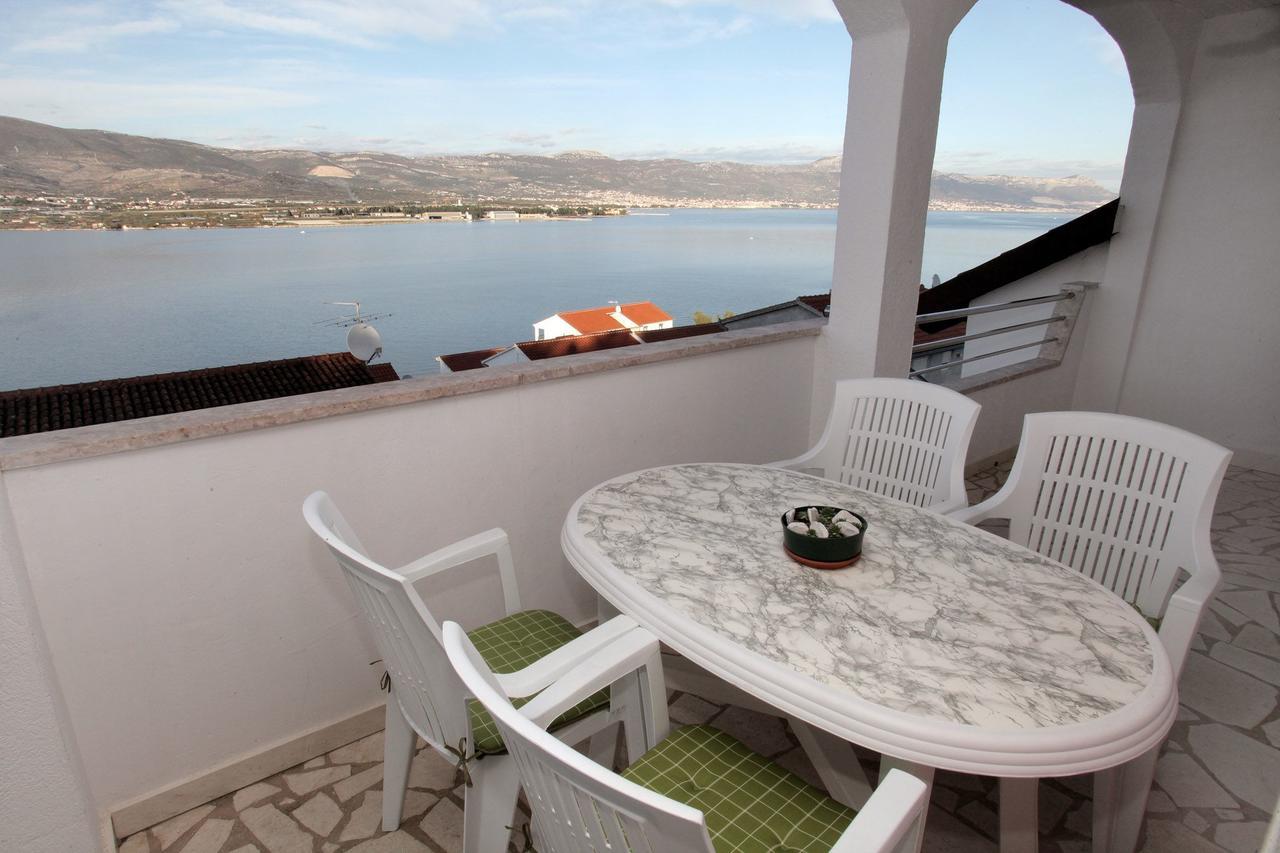 Apartments Iva Trogir Eksteriør bilde