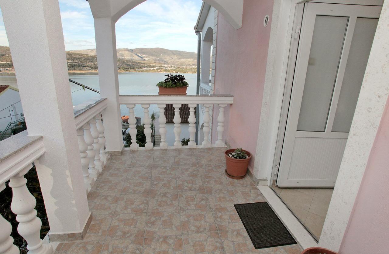 Apartments Iva Trogir Eksteriør bilde